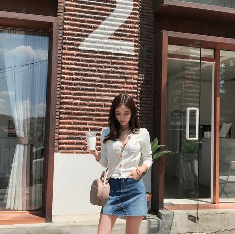 孙允珠悠闲白色阳光棉麻舒适小开衫