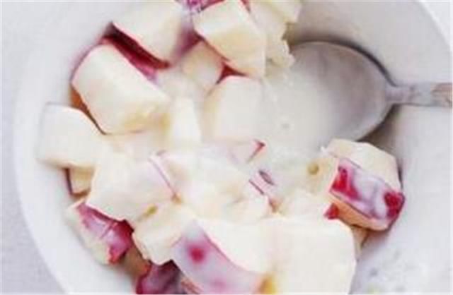 减肥的女性，经常吃3种食物，无需节食，体重“悄悄降”！