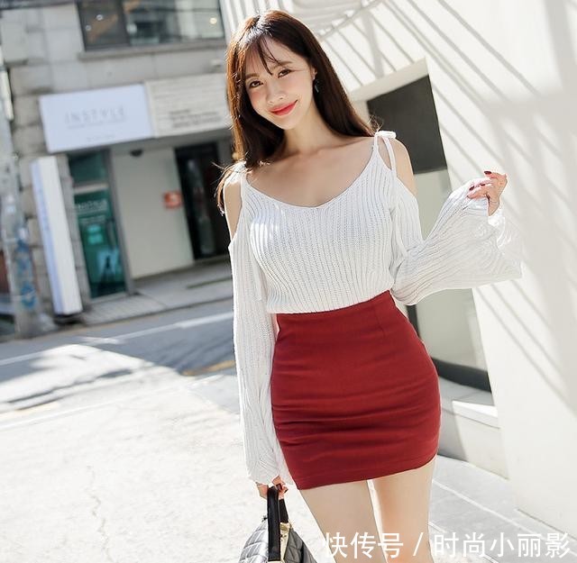 时尚搭配：甜美气质美女包臀裙的穿搭，展现出优美多姿的迷人风情