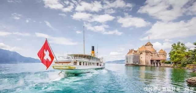 这个美到窒息的国家，用一个煎饼果子就能买到湖景别墅