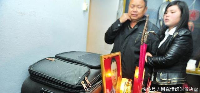 80后空军山东坠机去世,3年内未回过家,妻子几度晕倒现场！