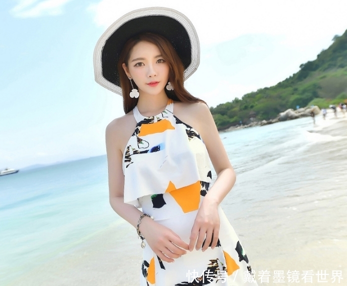 韩国名模鼓浪屿亮相，这小脸蛋可真精致，有种窈窕淑女的感觉