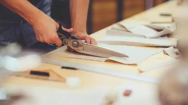 袜子界的比基尼，永不掉跟、透气隐形，让你穿着高跟鞋也能去旅行