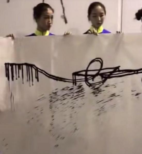 自称清华教授被辟谣 “射墨”网红回应网友谩骂