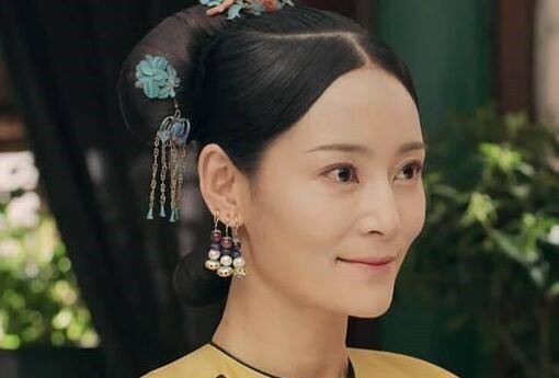 跟着《延禧攻略》学戴耳饰，今夏你最时尚