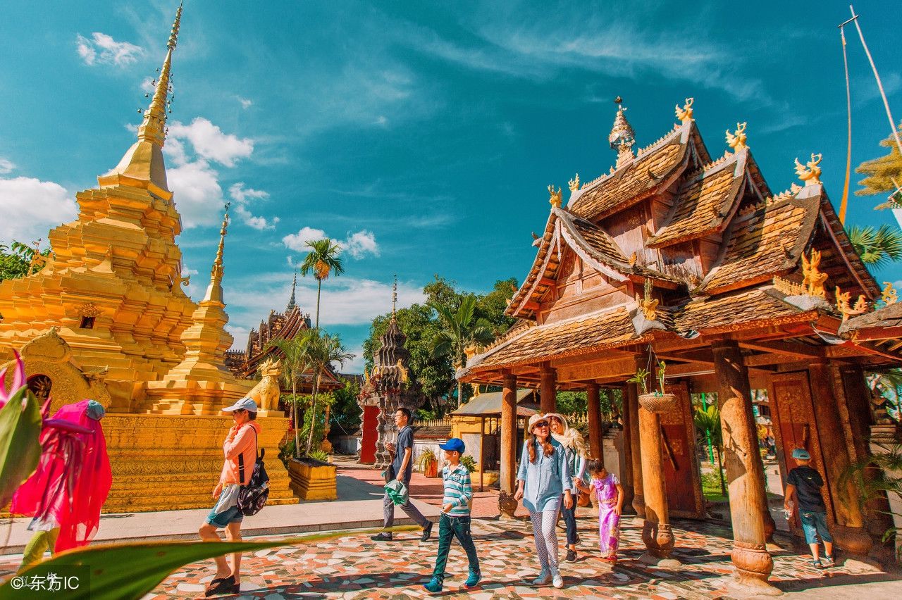 中国最“黑心”的几处旅游景点，少林寺烧香600元算便宜的