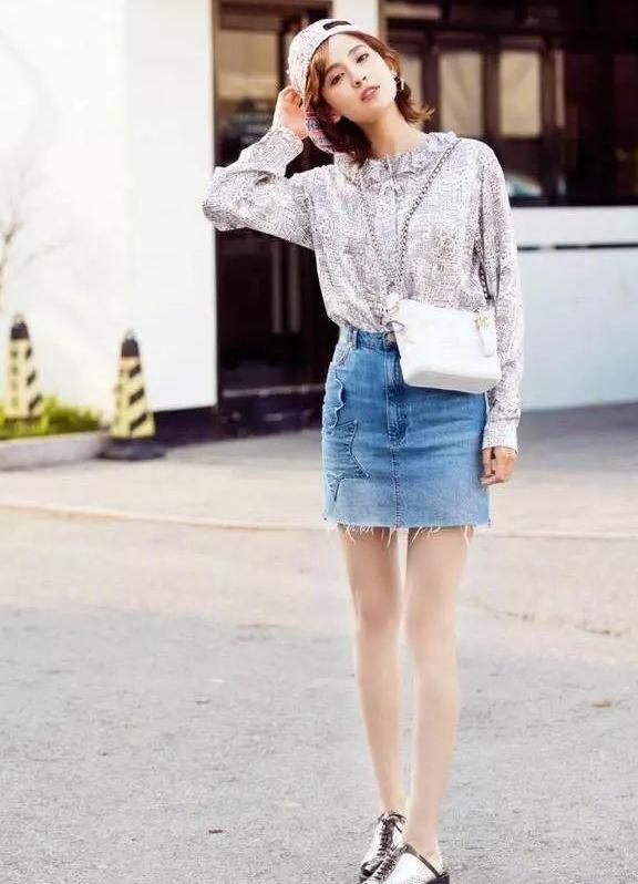 沈月被嘲“娱乐圈最丑女明星”！肩宽、腿粗真的没救了吗？