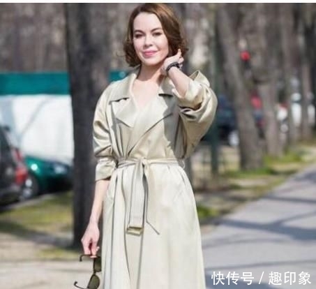 青青姐姐■女人再缺钱,也要学会打扮!建议换上这几款,洋气减龄,关键不贵