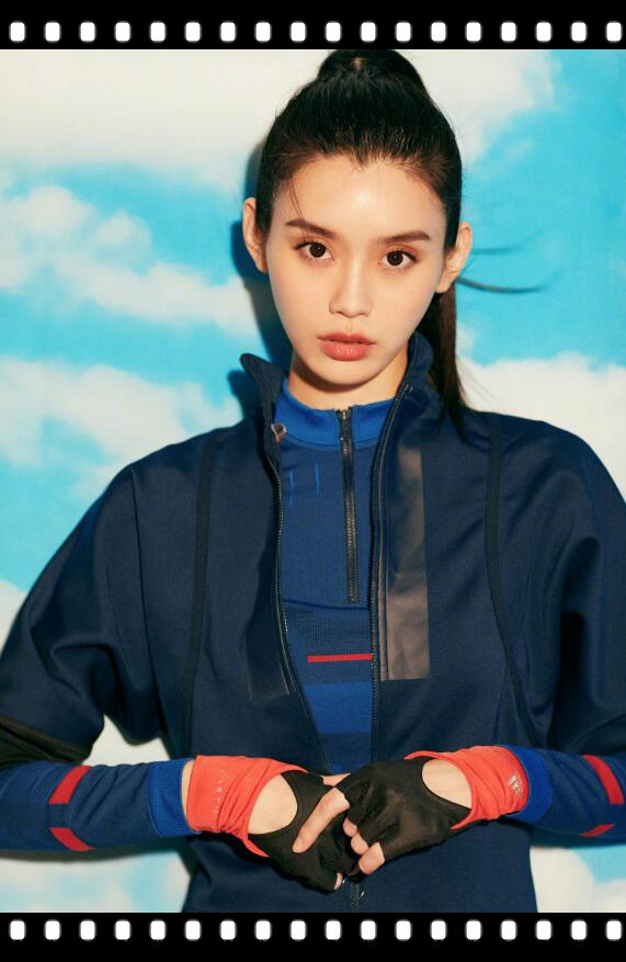 89年的奚梦瑶身材这么好还要健身 凹凸有致 高级脸还这么努力