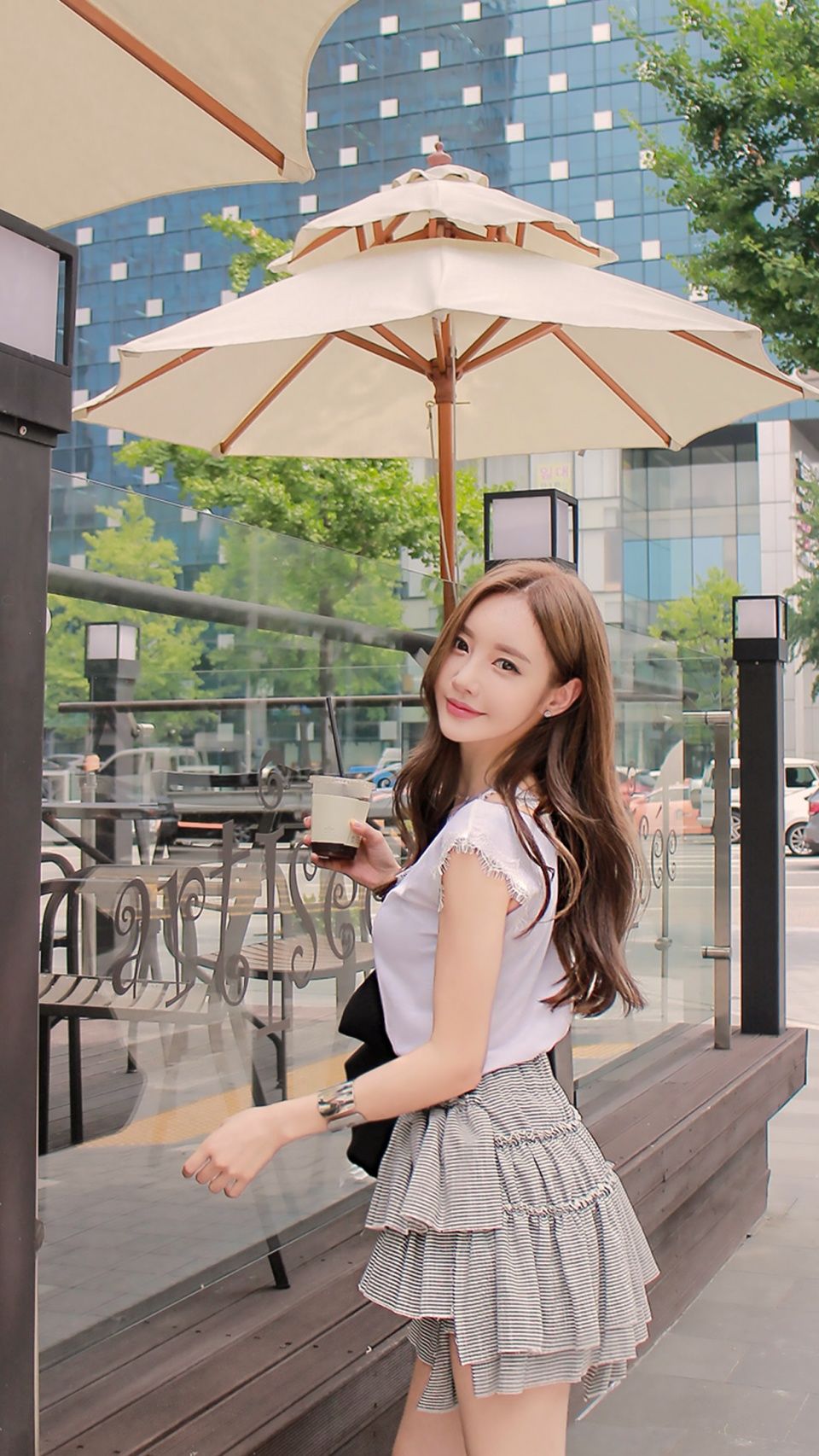 女神孙允珠，街拍大片，高雅时尚