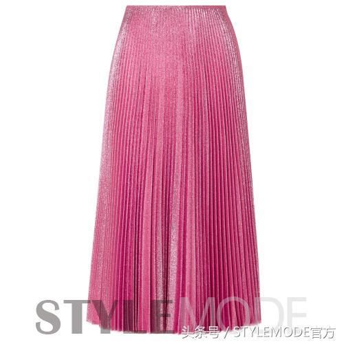 入秋的N套时髦穿搭，颜值最高还是粉色skr人！