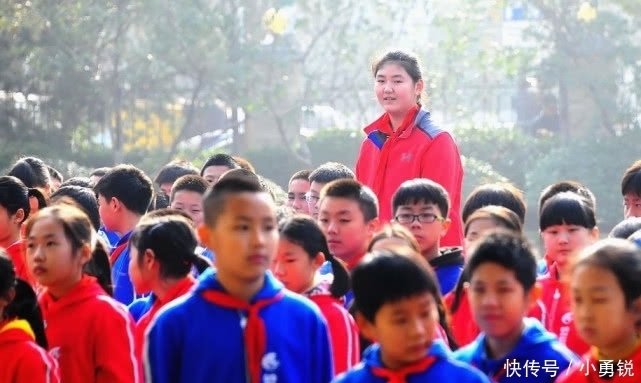 姚明詹姆斯身高