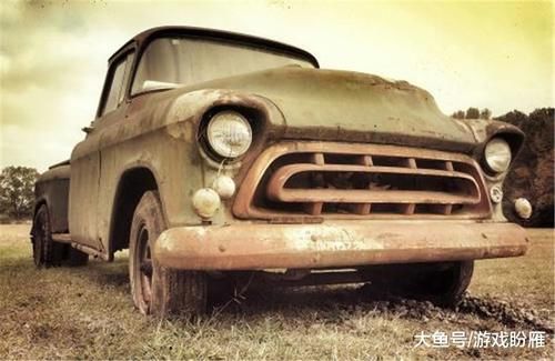 川藏线变为“汽车垃圾场”，为何没人将它们弄走？当地人：吃过亏