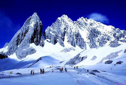 去玉龙雪山看一场雪吧，感受美丽神秘的天堂