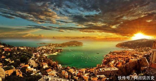 一国面积不如中国一个乡村大,却是世界金库,主动帮中国一个大忙