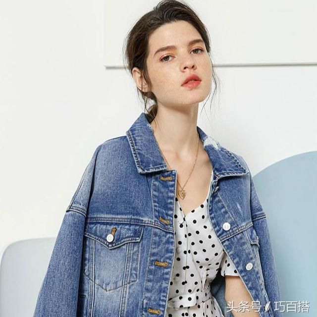 不论多大年龄的女人，这3种外套穿对了，浑身女人味