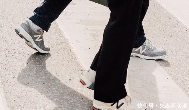  「元祖」奶油白、元祖灰！这两双 New Balance 860 质感真高级