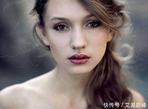 历史上新疆的这个地方，现在还生活这么多的白人美女