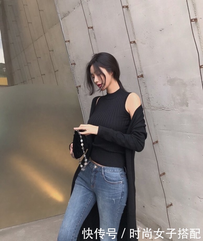 街拍：女生侧面身材最有立体感, 这小姐姐越看越养眼