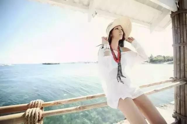 没有丑女生，只有不会摆Pose的女生！轻轻松松变成大美女