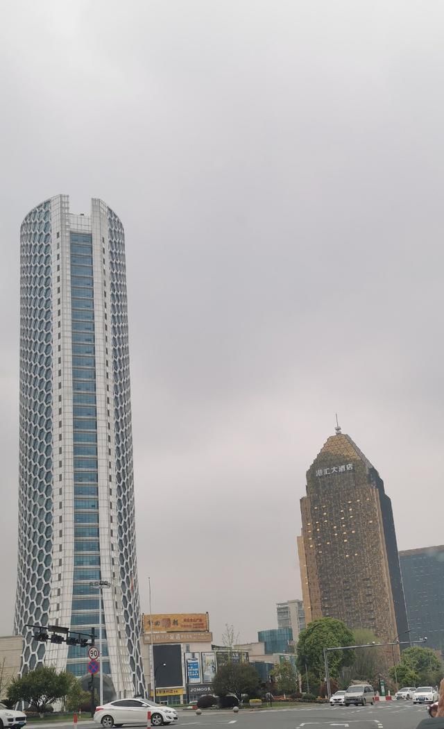  【失误】一个大的失误，造成鱼杆失踪！含泪警告钓友