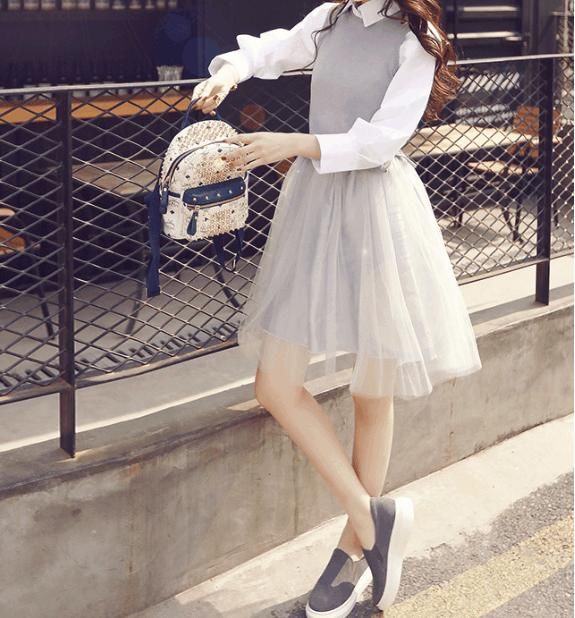 还在穿黑丝?现在走性感风都穿这4款纱裙,你敢试吗?