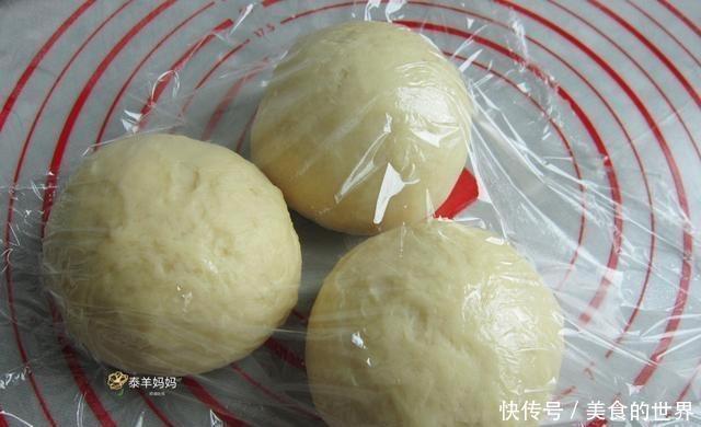 隔天:挑战手工吐司,成功搞定,隔天还能拉丝,暄软好吃,早餐不愁