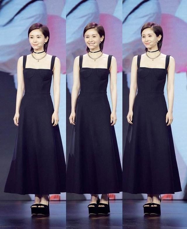 辣眼睛！仙女长裙被王子文穿出买家秀效果，白色打底裤认真的吗？