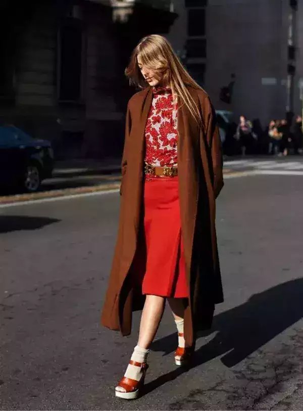 开春穿这5条裙子, 美到甩路人几条街!