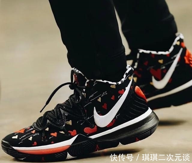 『球员』NBA球员上脚:欧文这赛季穿的球鞋,这些配色很有纪念意义!