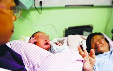 37岁产妇为拼儿子三次剖腹产,当医生划开肚子