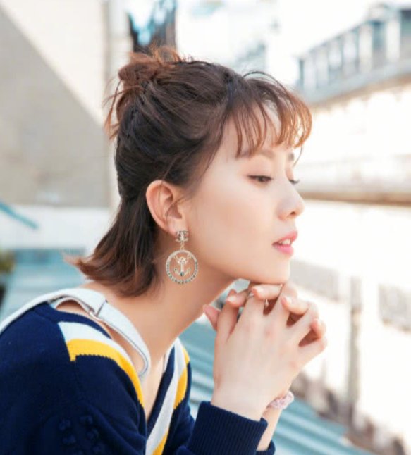 差点没认出来！刘诗诗换了新短发如整容，31岁嫩成18岁少女