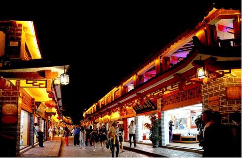 从人山人海到无人问津, 湖南古城到底经历了什么? 我们值得反思