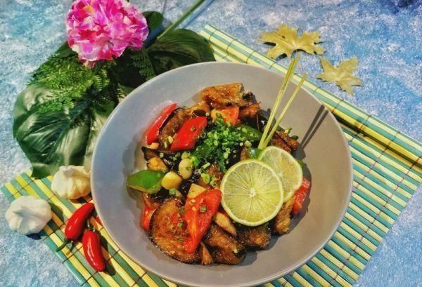  『鸡胸肉』好吃到飞起的东南亚家常香茅茄子，这样做0失败