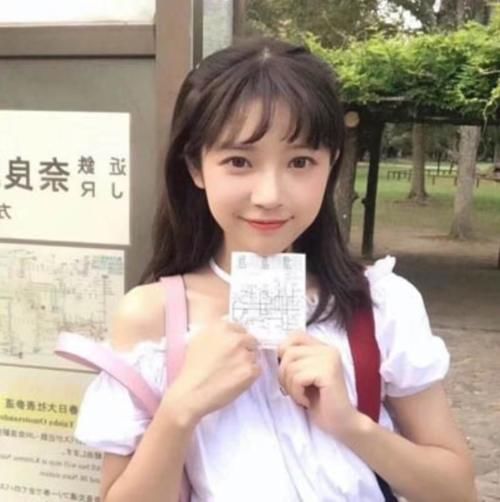  动作@女孩子常做这“3动作”，鼻子会越来越立体，连校花也会嫉妒你哟