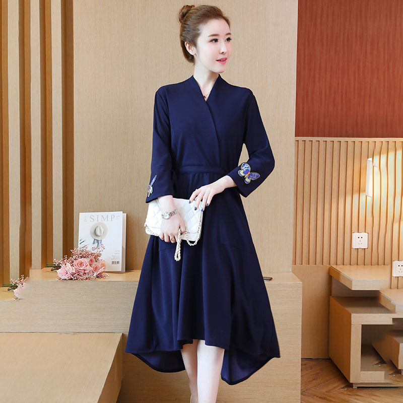 今秋超流行的气质裙,秋天也能让你美出新高度