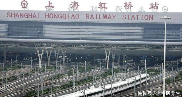 中国高铁最方便的六座城市，有个地级市是黑马！