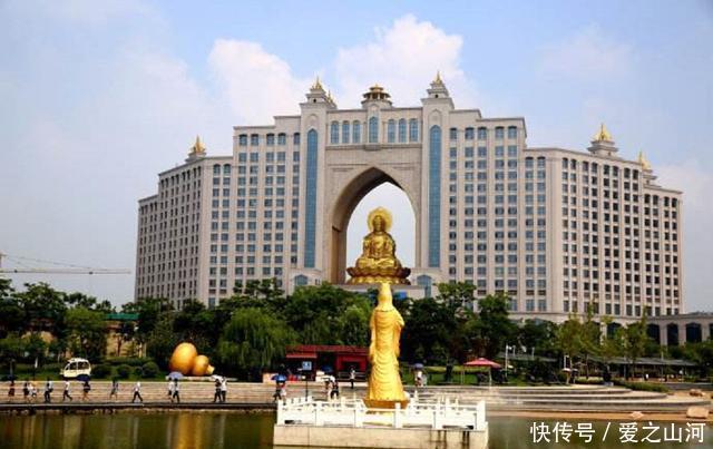 原来权健也搞房地产，只不过走的是轻奢风，权健总部你见过吗