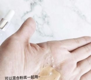  『精华液』你真的会用精华液吗1种方法5种妙用，让你的护肤“锦上添花”