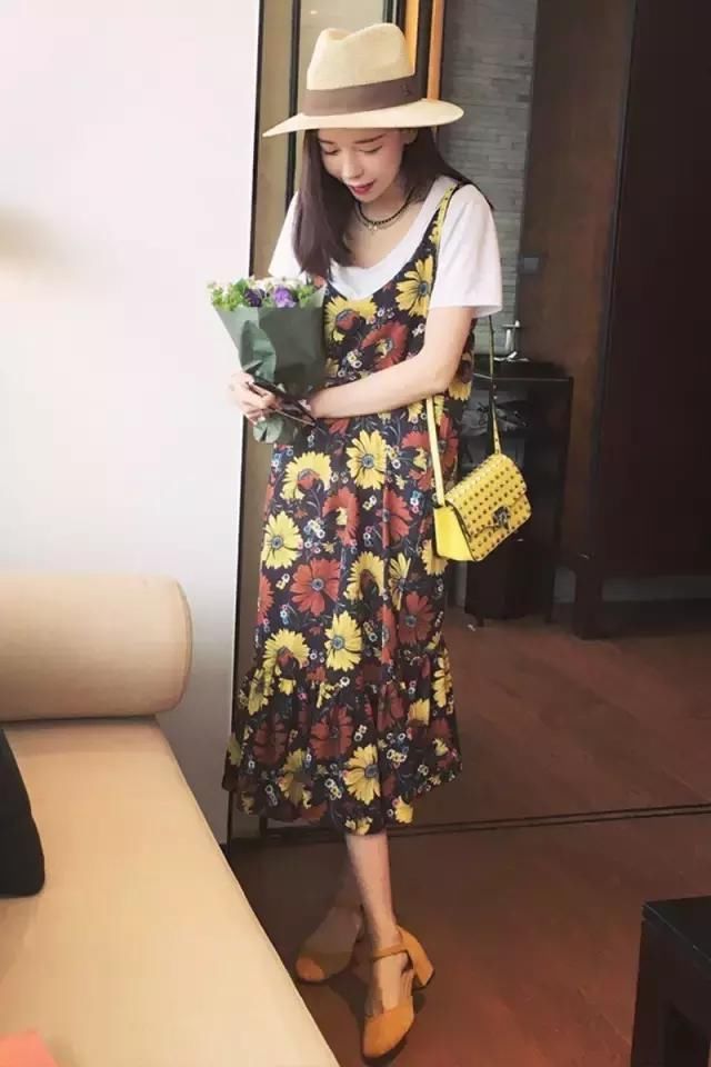 姑娘真不是露内衣带呀，这样真的超漂亮！