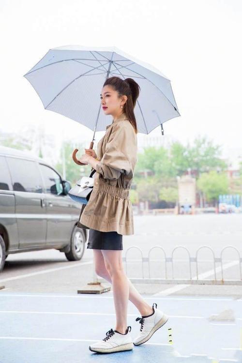 厉害了！挑战热巴Angelbaby穿亮片裙，江疏影竟然穿出廉价感？