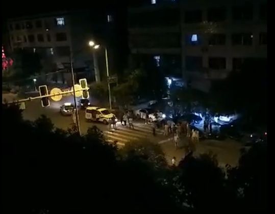 辟谣|南部席家村口子砍死人了?再传就要遭