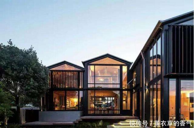  『万建』农村建房不用水泥，3天20万建一座别墅，你敢住吗