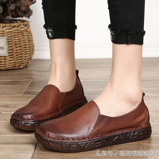 女人长得再漂亮，也别穿拖鞋出门，瞧9月新上秋款鞋，显高巨嫩美