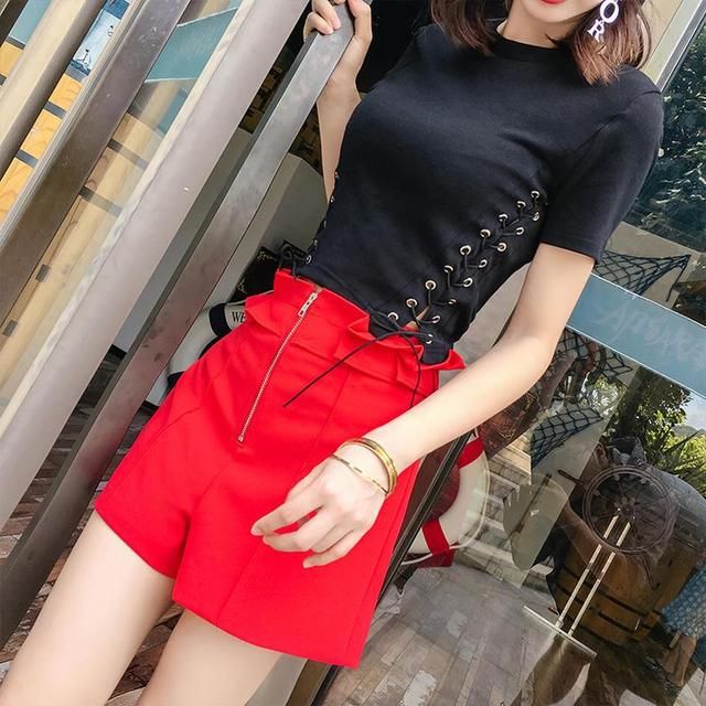 随搭T恤 短裤休闲风，让你的时尚大不同