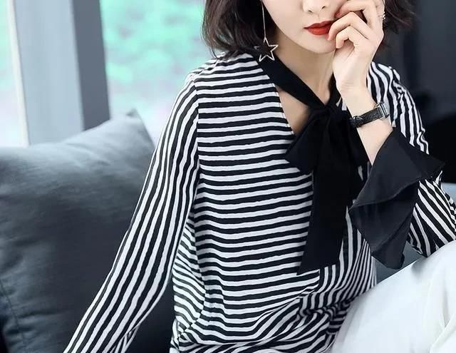  [韩剧]女人再穷也要穿!学学韩剧女主的穿搭,呢大衣+阔腿裤好美