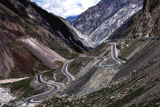 一年封路7个月！这条公路比川藏线更美，一生一定要去一次！