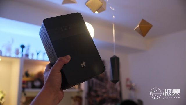 puppy cube触控投影与小木匠碰撞出的智能家居