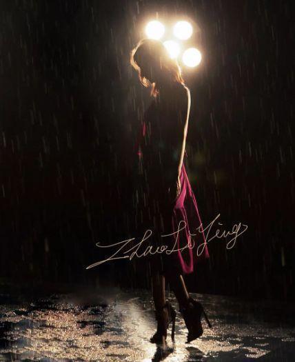 裸眼鉴怀孕？赵丽颖下场，对怀孕传闻进行辟谣：我们给大家劈个叉