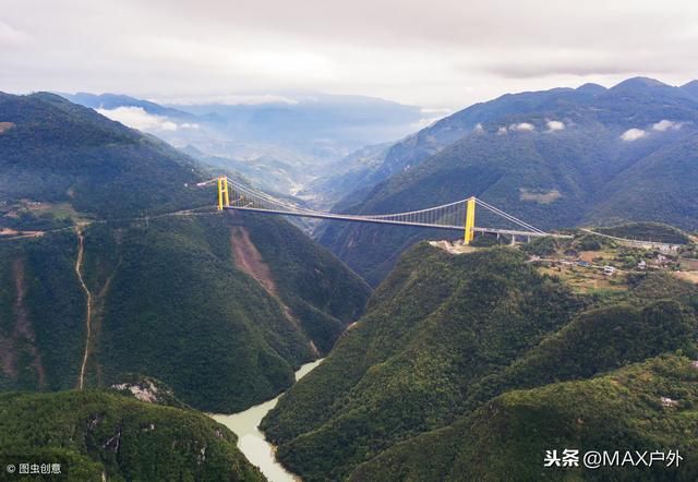 中国藏在深山的宏伟大桥，叫不出名字却让人叹为观止
